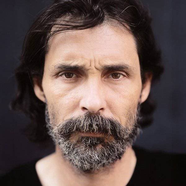 Erdal Beşikçioğlu