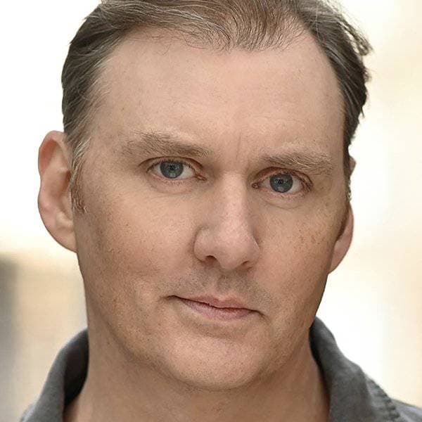 Scott Nicholson