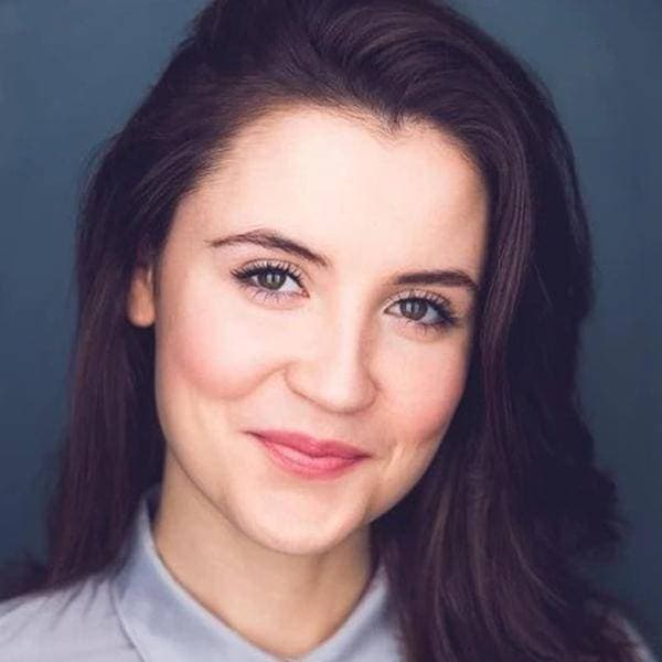 Oona Roche